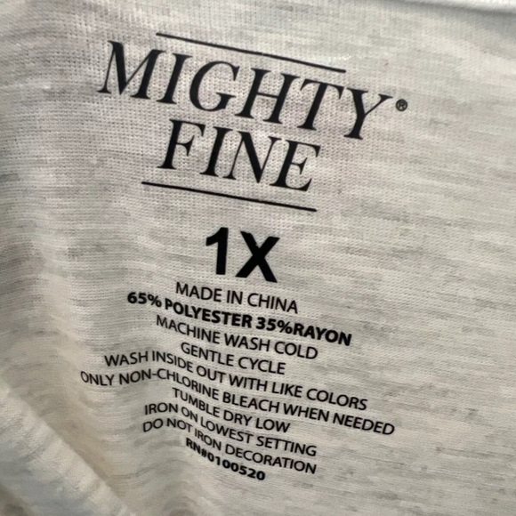 Mighty Fine Woman Cat Shirt Size XL, 2X,3X Graphic Design Cats New - Picture 4 of 6